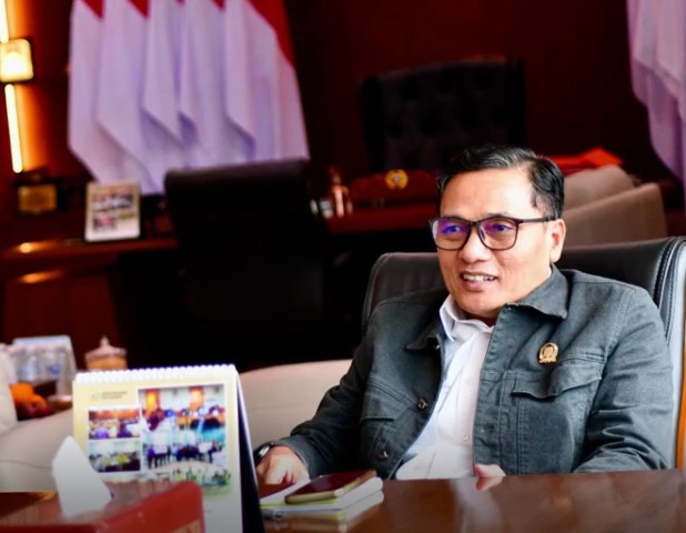 Suhud Alynudin Ketua DPRD Provinsi DKI Jakarta fraksi PKS (Ketua DPW PKS DKI Jakarta) Suhud Alynudin Ketua DPRD Provinsi DKI Jakarta fraksi PKS (Ketua DPW PKS DKI Jakarta)